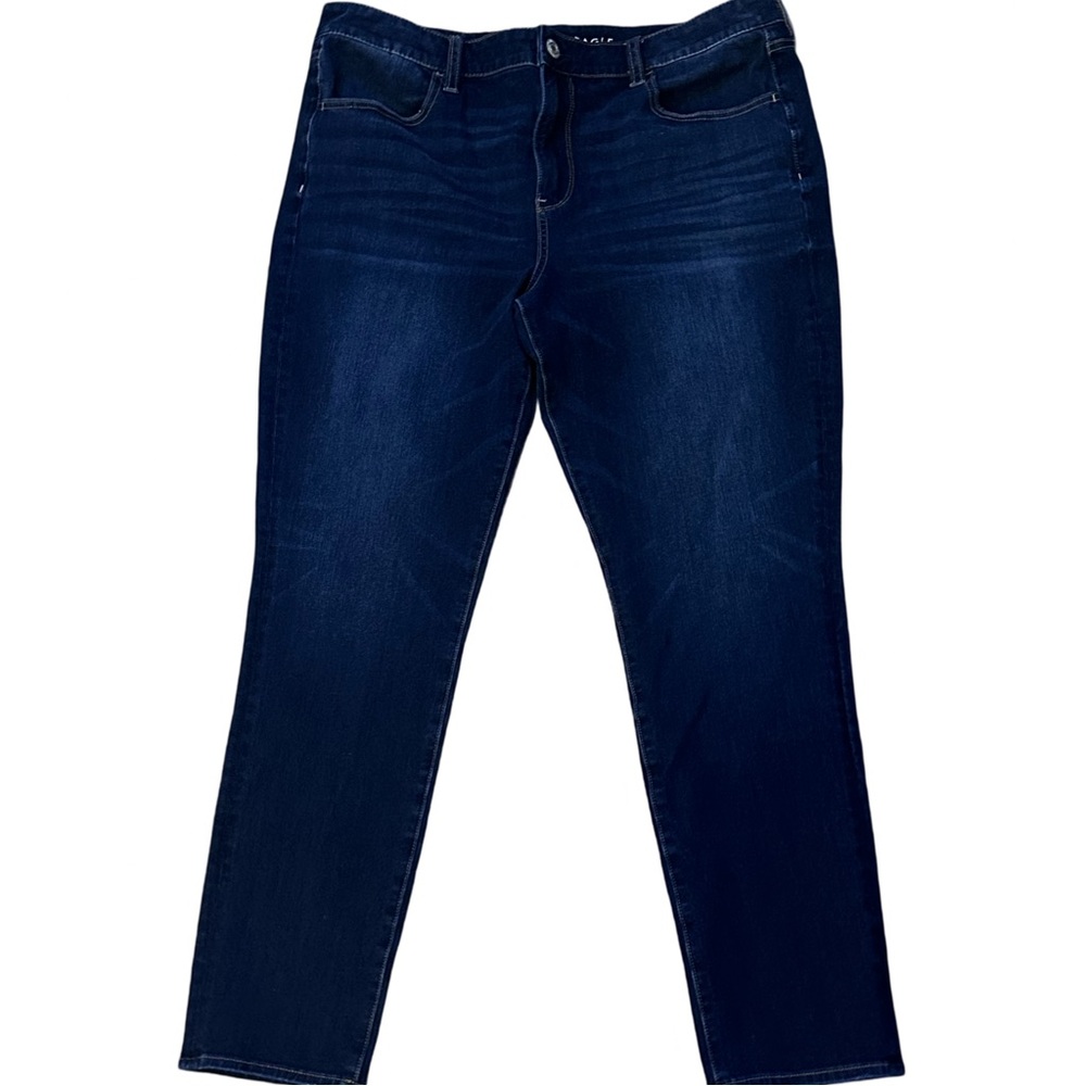 American Eagle The Dream Jean Straight Legged Jeans